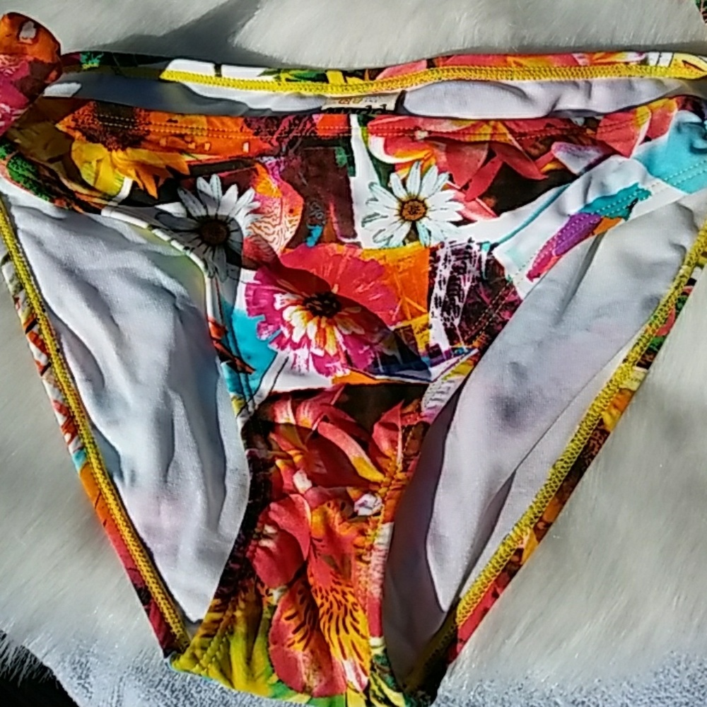 ❗3/$18❗🍁 Mudd bikini bottom